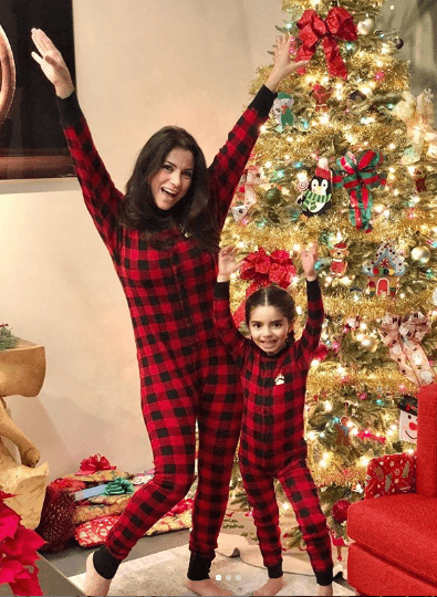 La intérprete de 'Únete a la fiesta', desbordó ternura junto a la pequeña Aitana de 5 años.
<br>