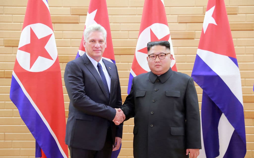 Díaz-Canel felicita a Kim Jong Un y cubanos responden con críticas en redes sociales