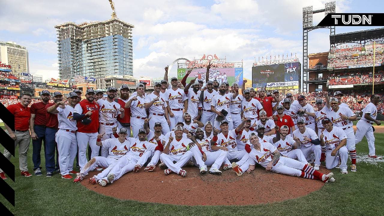Los St. Louis Cardinals se coronan campeones de la División Central de la Liga Nacional por vez primera desde 2015.