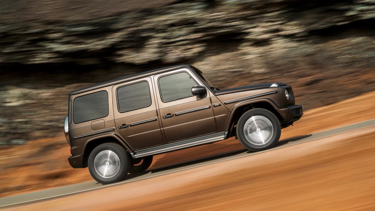 A pesar de su innegable parecido visual con el vehículo que reemplaza, la segunda generación es totalmente de la Mercedes-Benz Clase-G es totalmente nueva.