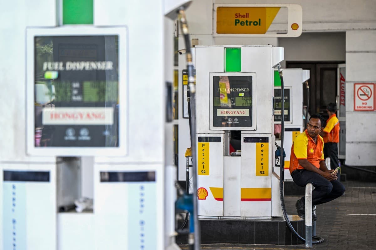 Agencia Internacional de Energía propone liberación récord de reservas de petróleo por crisis con Irán