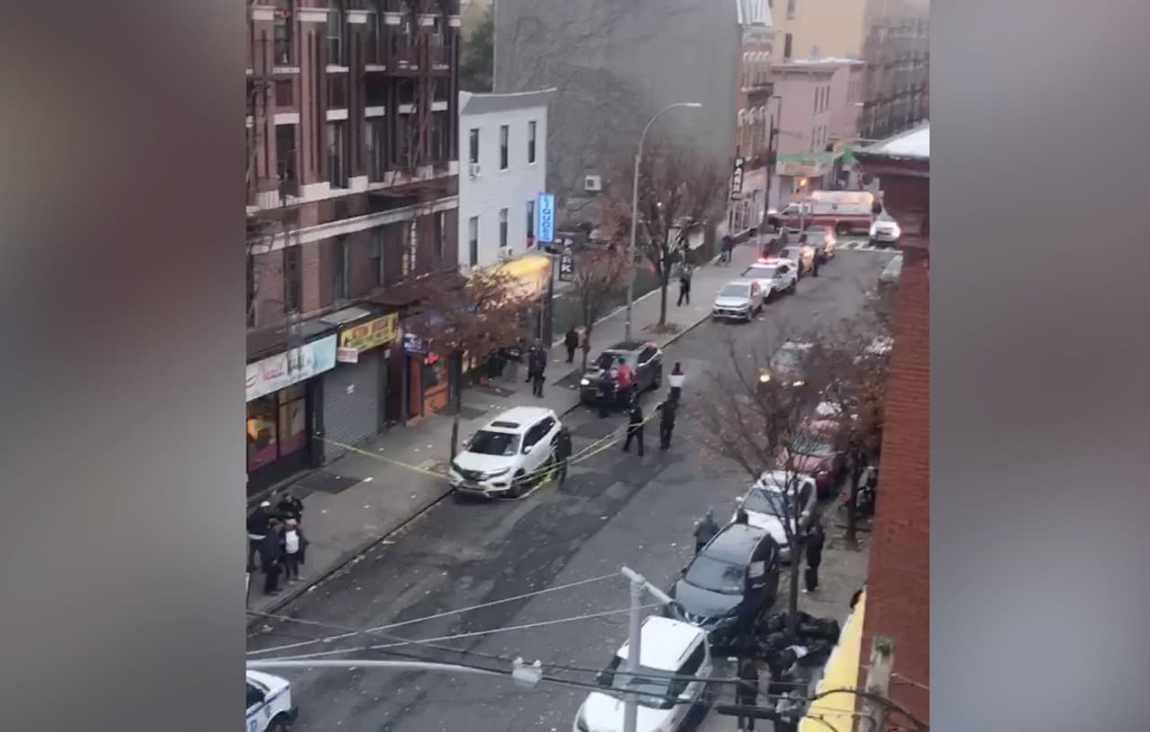 Cuatro personas baleadas en tiroteo en El Bronx, entre ellas un adolescente