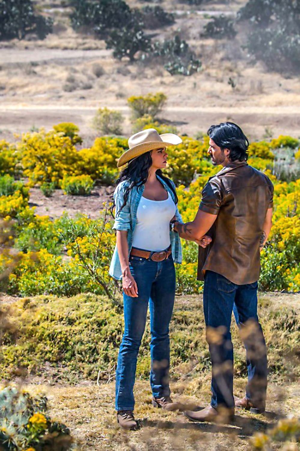 "Livia también (comía a menudo), creo que
<b><a href="https://peopleenespanol.com/celebridades/jose-ron-complicaciones-besos-livia-brito-novela-la-desalmada/" target="_blank">Livia comía siete veces al día</a></b>, entonces muchas veces coincidía en las comidas que nos tocaba una escena de cama, una escena de beso o algo", relató Ron, quien reveló porqué tenía que excusarse con ella.
<br>