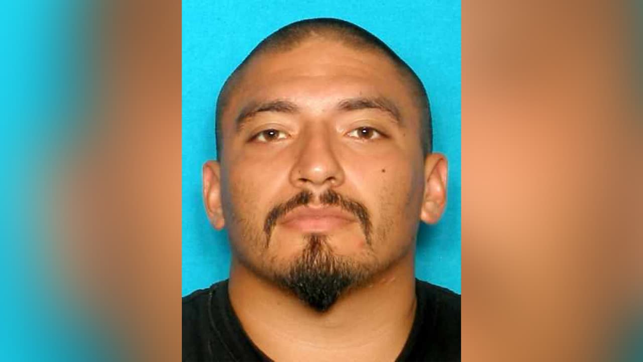 Juan Roberto Zermeño, está acusado de agresión agravada con un arma mortal.