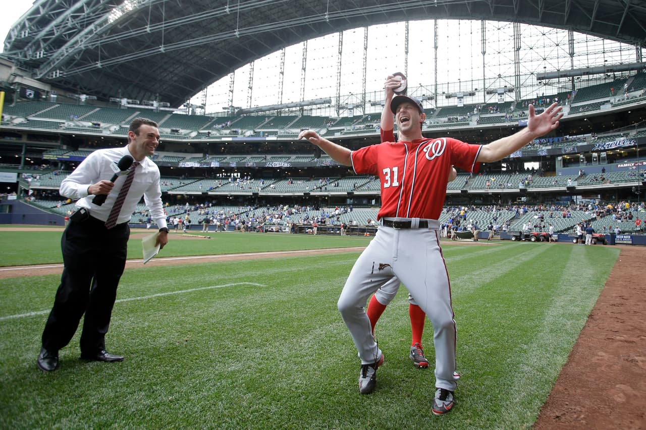 Scherzer lanza pelota de 1 hit y poncha 16, ganan Nationals