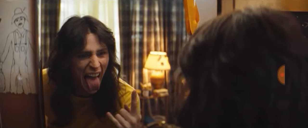 Machine Gun Kelly ha tenido varios cameos en cine y de hecho conoció a Megan Fox en el set de una película. Su excéntrica personalidad lo hizo interpretar a Tommy Lee en ‘The Dirt’, la cinta biográfica de Mötley Crüe.