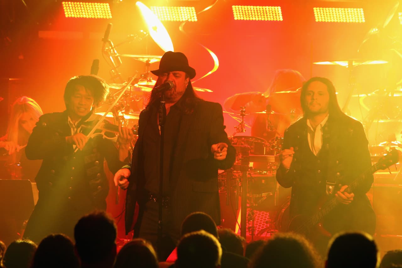 Cada entrada para sus conciertos es de 56,05 dólares.