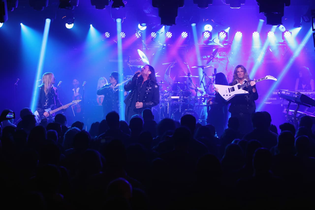 El número nueve es de Trans-Siberian Orchestra que cada noche gana 743.372 dólares.