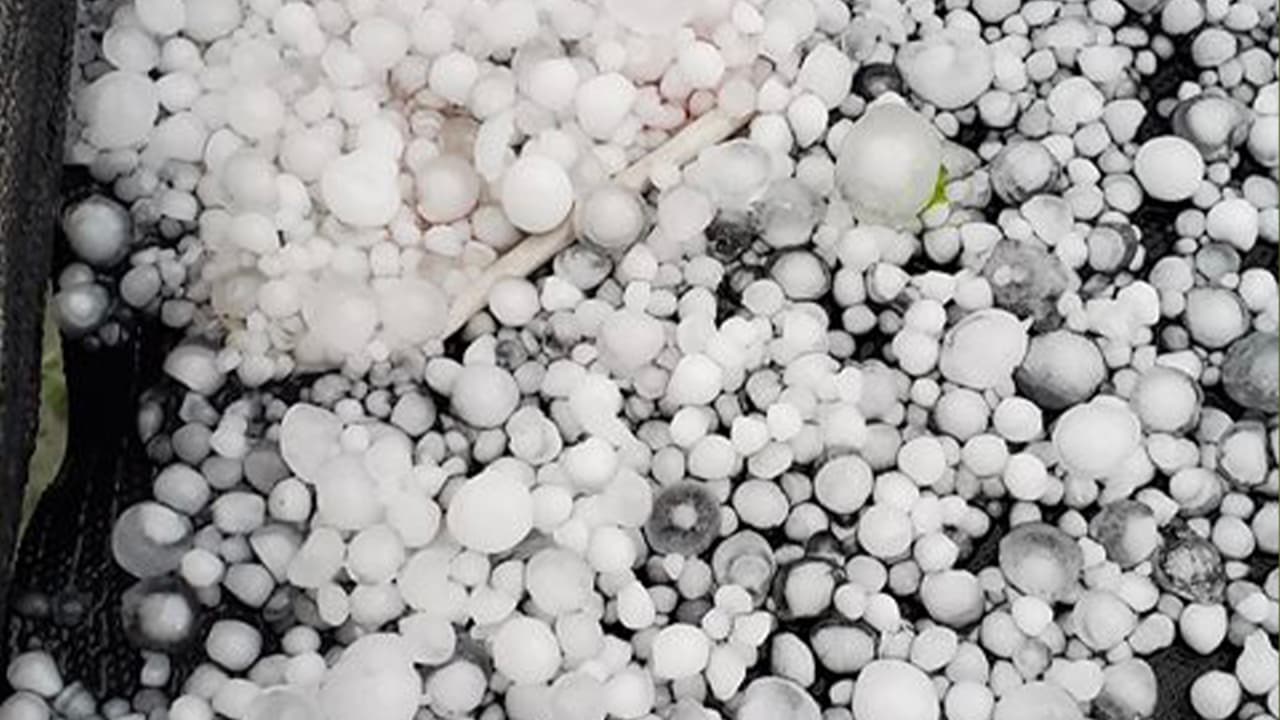 Desde muy temprano, las autoridades avisaron sobre tormenta severa en el área que podría traer granizo y fuertes vientos.