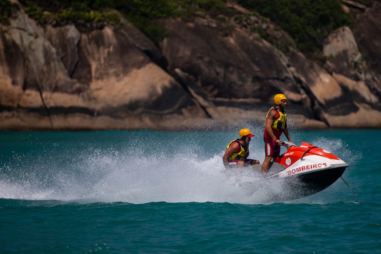 Las pruebas se llevarán a cabo en UTMB Field House Pool: 301 Holiday Dr., Galveston, TX 77550.