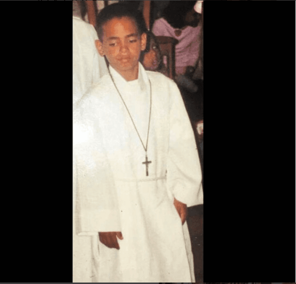 Su nombre real es Juan Carlos Ozuna Rosado. Nació en Puerto Rico.