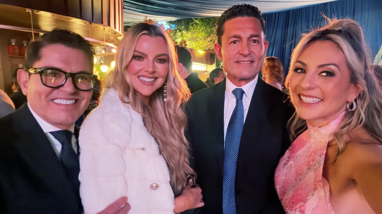 Ernesto Laguardia, Marjorie de Sousa, Fernando Colunga y Mariana Ochoa en el UpFront 2027 de TelevisaUnivision.