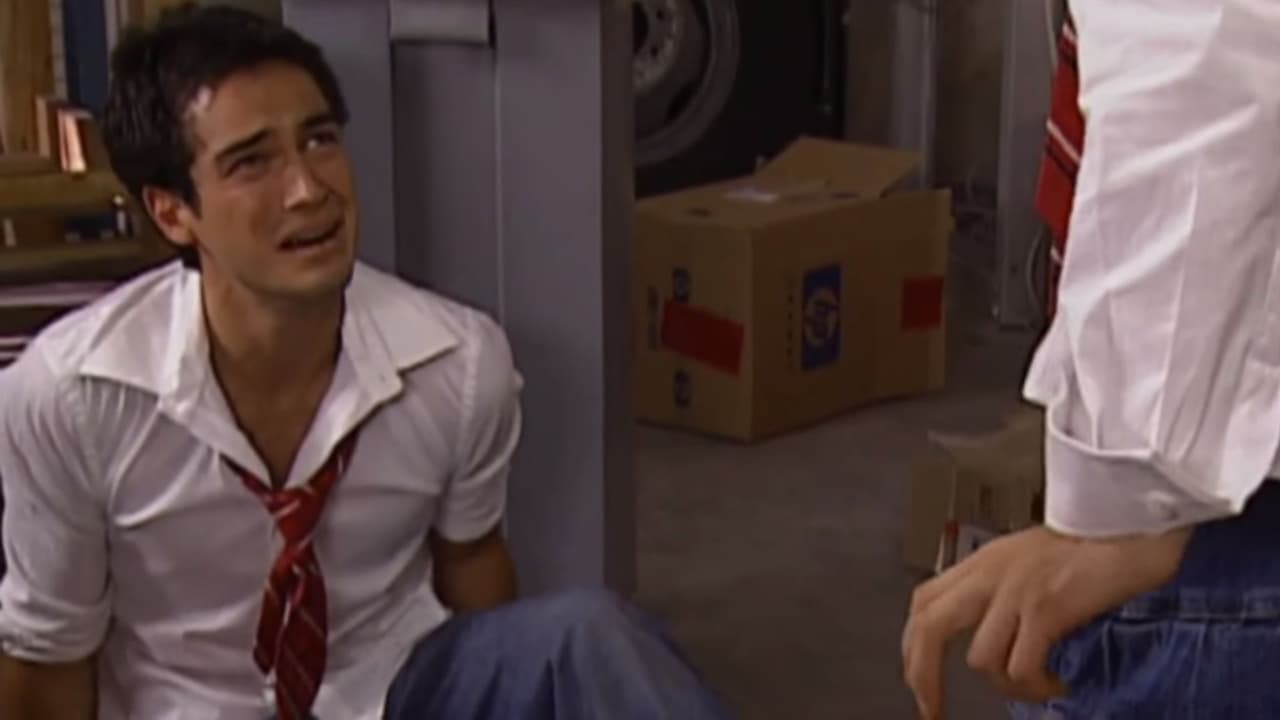 Poncho Herrera como Miguel en 'Rebelde'.