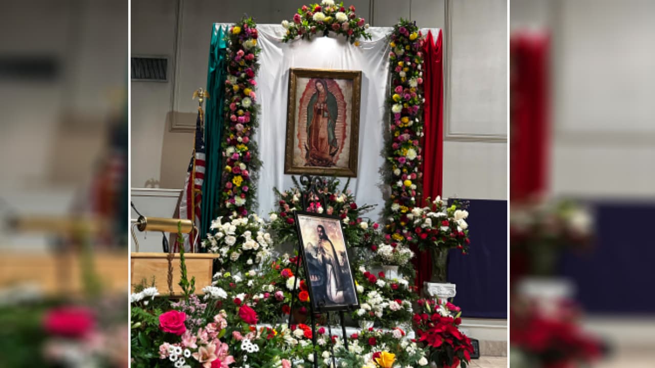 Princess Jaramillo nos comparte la fotografía del altar de la Virgen de Guadalupe en la iglesia Divine Mercy of Our Lord Catholic Church en el norte de Texas.
