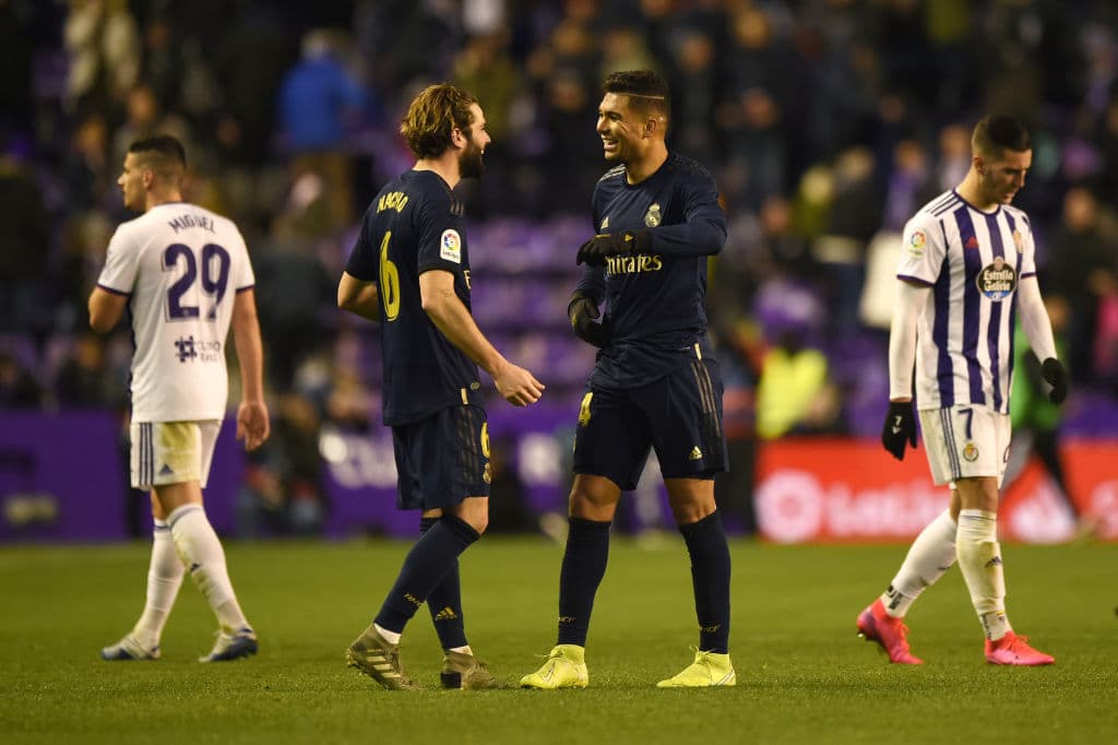 Al final del partido, Nacho le da el triunfo al Real Madrid, con un cabezazo, 0-1 sobre el Valladolid y deja a los de Zidane como líderes en solitario con 46 puntos.
