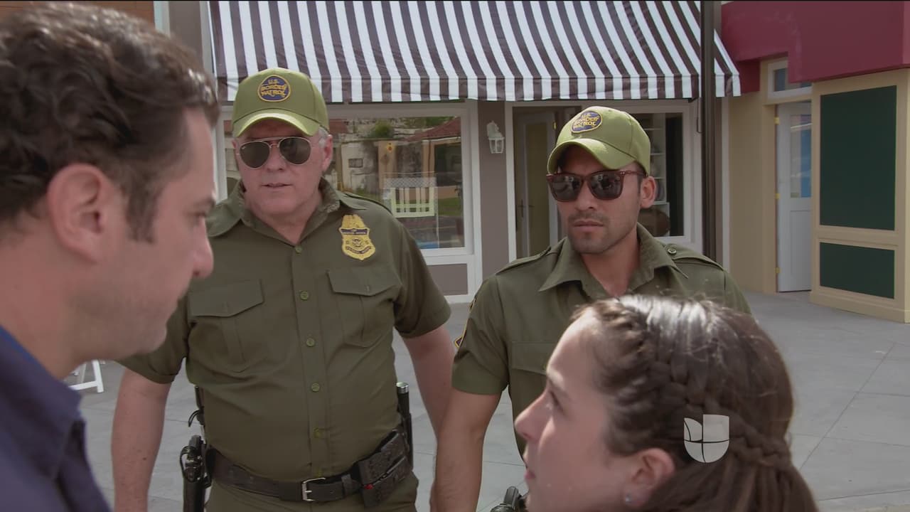 El momento más terrible llegó. ¡Luciana y Marcos estaban ante los agentes de inmigración!