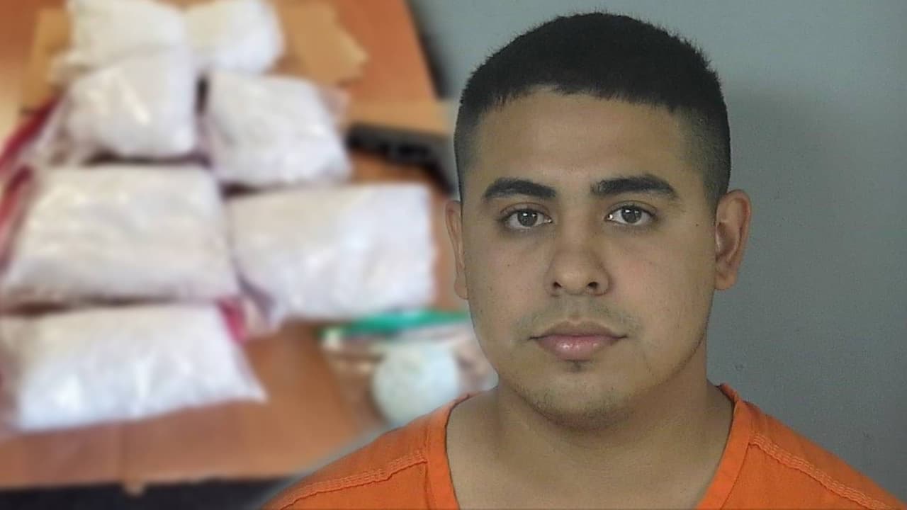 Agentes de la Oficina del alguacil del condado de Gila detuvieron a un auto con placas de México en la Ruta Estatal 87 en Payson, Arizona la mañana del 11 de agosto.