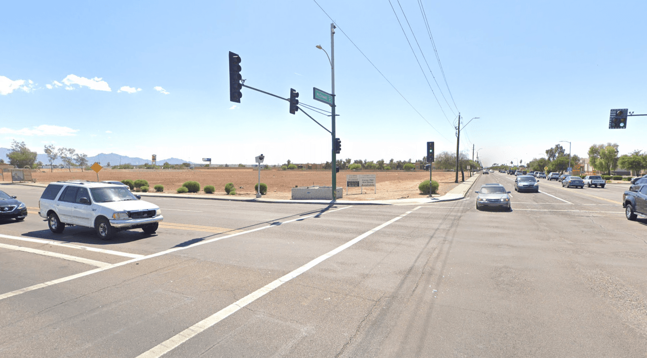 La avenida 67 y McDowell Road.