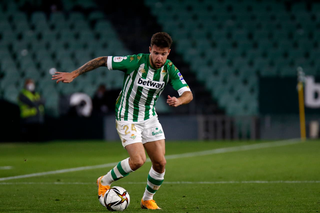 Juanmi Jiménez marcaba al 84’ el gol que ponía al Betis en la siguiente fase, pero en el último aliento del juego, apareció Raúl García (90+4’) para mandar al alargue. En los tiempos extra no se movió el marcador y todo se decidió en tanda de penales. Juanmi y Canales fallaron por Betis. Sevilla, Levante y Barcelona, completan los clasificados a las Semis de la Copa del Rey.