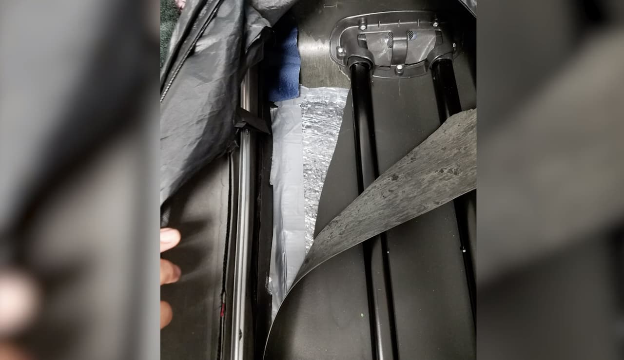 Incautan cocaína escondida en compartimiento falso de maleta en aeropuerto JFK