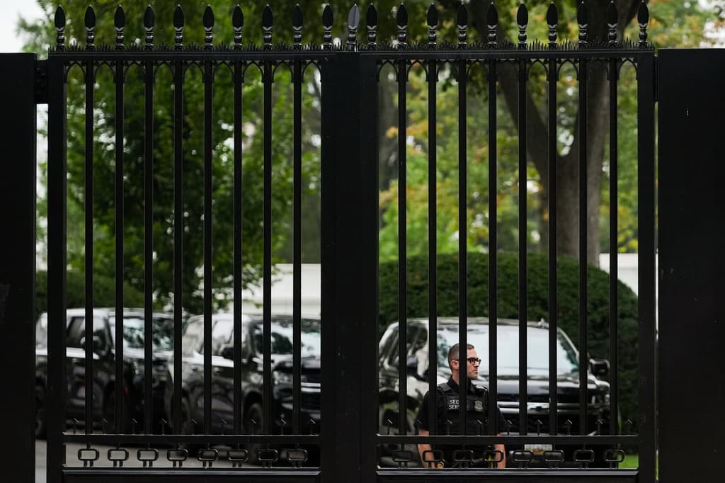 Trump alista cerca permanente en Lafayette Square frente a la Casa Blanca