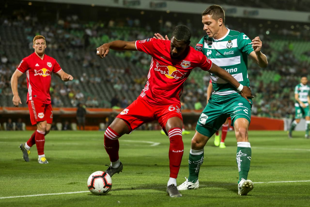 Con gran manejo de partido, New York Red Bulls se iba al descanso con una ventaja cómoda o que al menos les permitía manejo de partido, con todavía 45 minutos por delante.