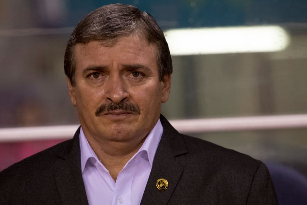 El costarricense Óscar Ramírez clasificó a Costa Rica a Rusia 2018, pero se quedó de colero en fase de grupos.