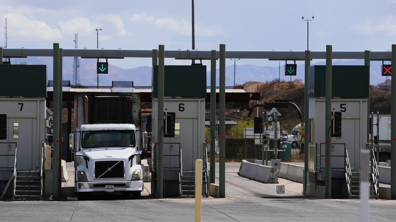 Nogales bajo alerta: EEUU restringe viajes por amenazas
<br>