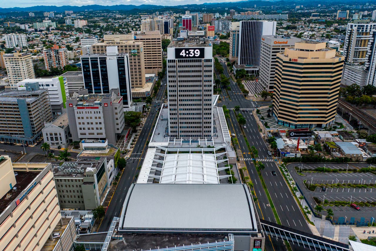 Calles desiertas en el corazón financiero de San Juan, Puerto Rico, el 25 de marzo de 2020.