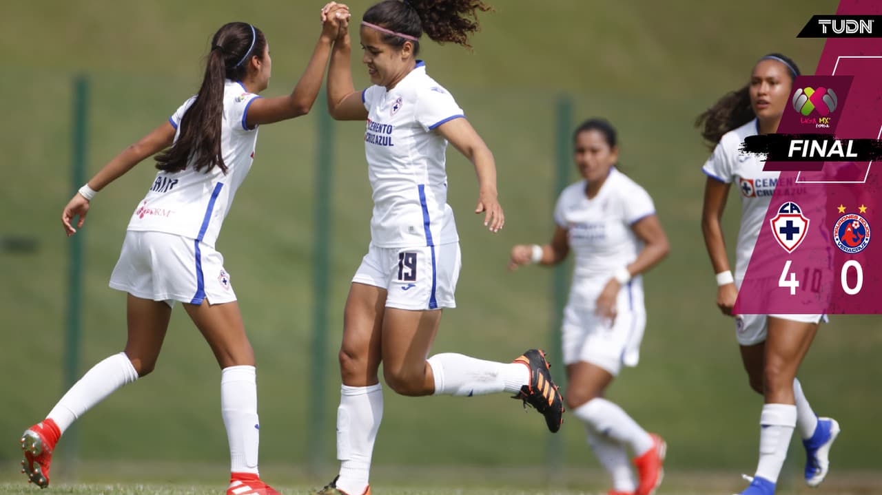 Cruz Azul golea a Veracruz en busca de la Liguilla