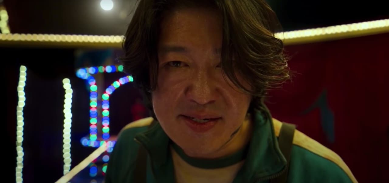 Jang Deok-su sobrevivió para regresar a los juegos y asesinó a más de un participante en busca de ser el ganador; sin embargo, murió en la dinámica de las plataformas de vidrio, cayendo al suelo abrazado de Mi-nyeo.
<br>