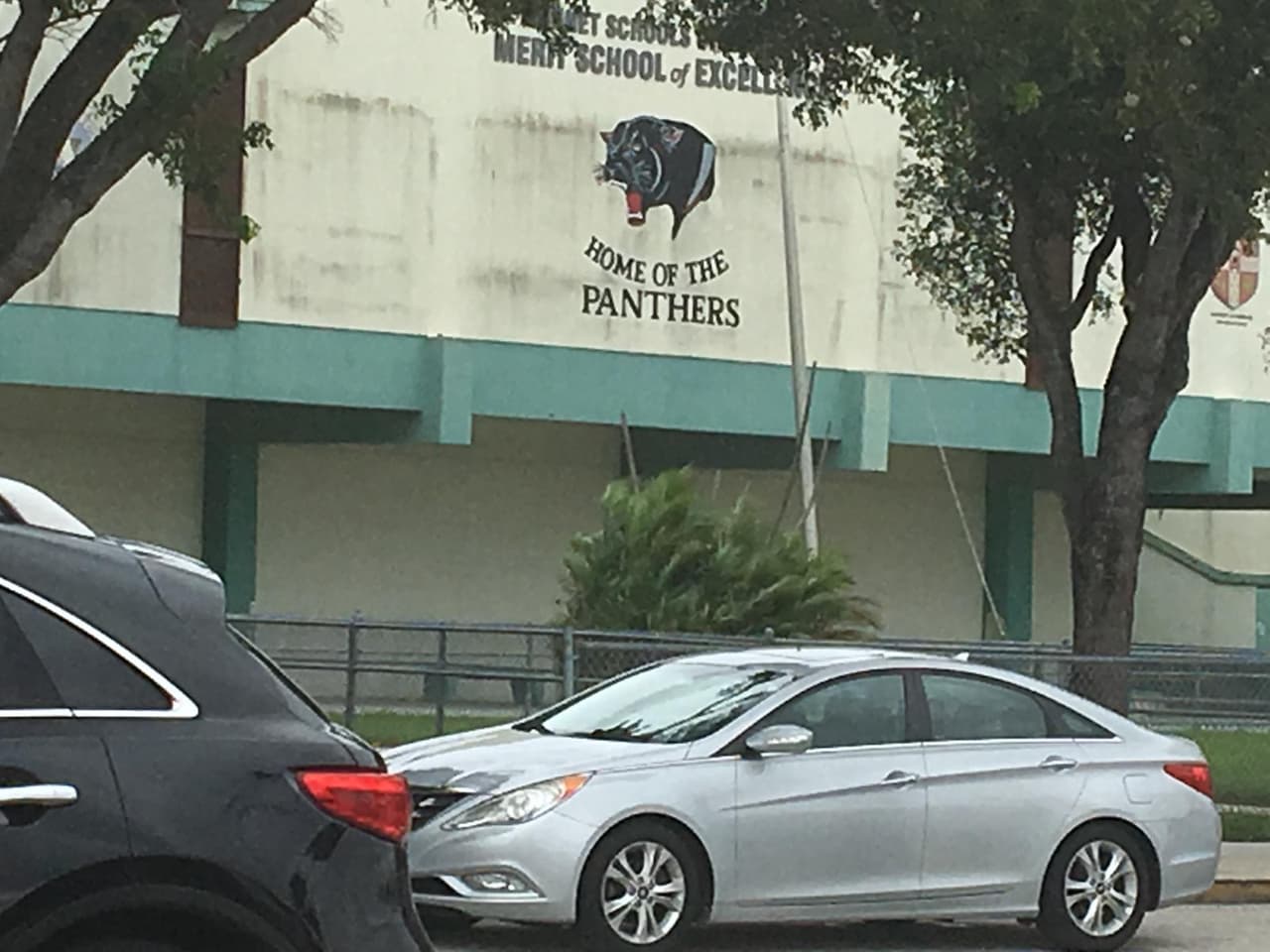 Ya son dos los estudiantes arrestados por “múltiples amenazas” a una secundaria de Miami