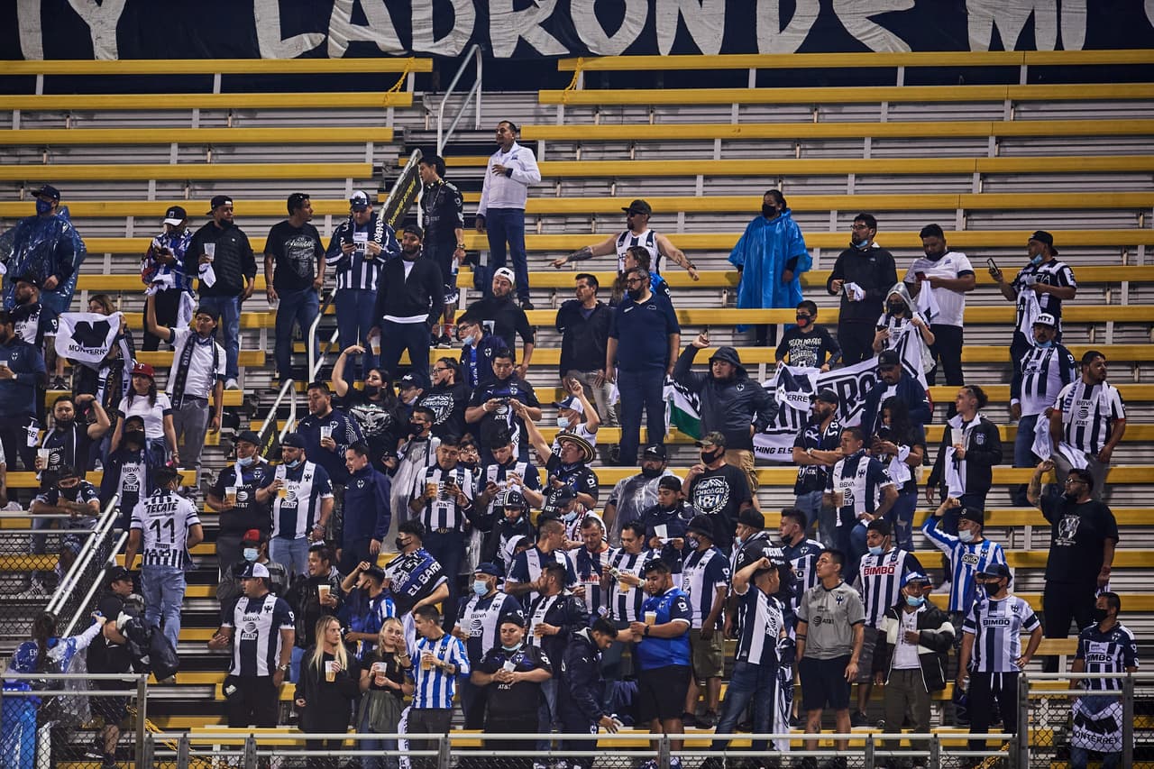Los Rayados del 'Vasco' Aguirre salieron vivos de su visita al campeón de la MLS y el pase a Semifinales de la Concacaf Champions League se definirá la próxima semana en Monterrey.