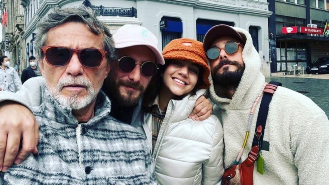 Ela Velden de viaje con la familia de Emiliano Zurita.