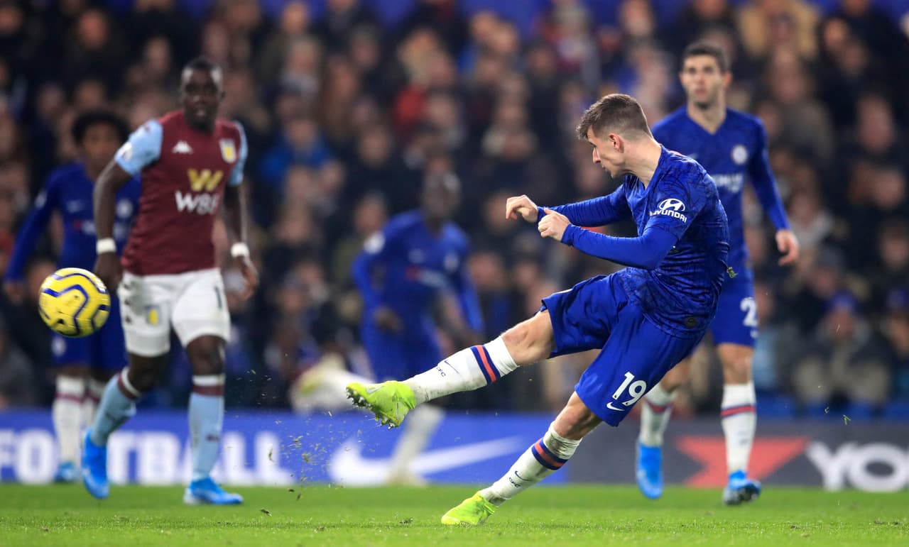 El Chelsea tiene que visitar al Aston Villa en un partido muy incómodo pero con la obligación de ganar ya que depende de sí mismo para seguir peleando por jugar la Champions League.