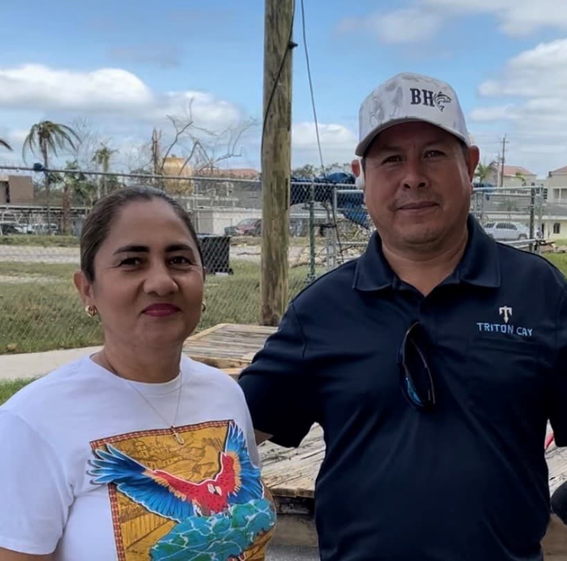 Claudia Rodríguez y su marido, Tereso Pérez, no podían creer lo que veían cuando llegaron a trabajar el jueves a un condominio en Fort Myers, Florida.