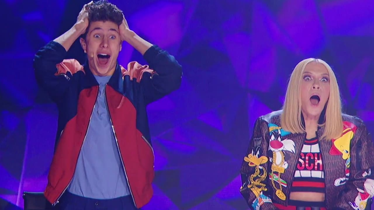 En el quinto programa, Juanpa Zurita, Yuri, Consuelo Duval, Carlos Rivera e Itatí Cantoral, la celebridad invitada en el panel, no daban al crédito al ver a las celebridades que estaban detrás de los dos personajes eliminados.