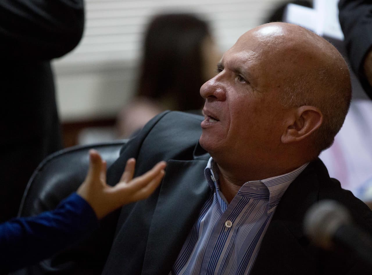 No es la primera vez que Carvajal es detenido a pedido de EEUU. En julio de 2014, cuando era cónsul de Venezuela en Aruba, fue arrestado brevemente acusado de colaborar con el narcotráfico. En esa ocasión fue liberado y regresó a Venezuela.