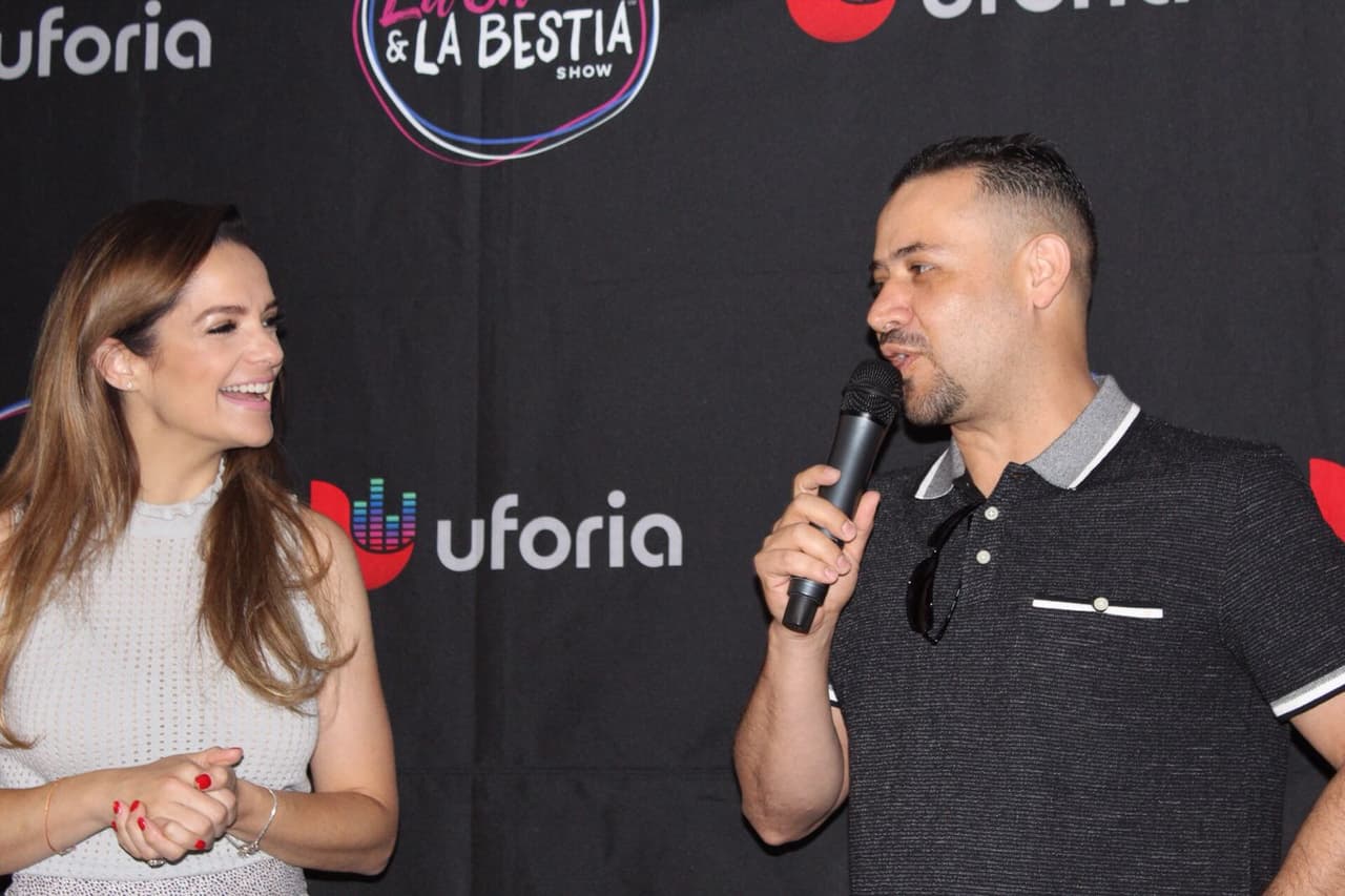 Así fue el convivio exclusivo de
<b>La Chula y La Bestia </b>con algunos de sus oyentes en Chicago.