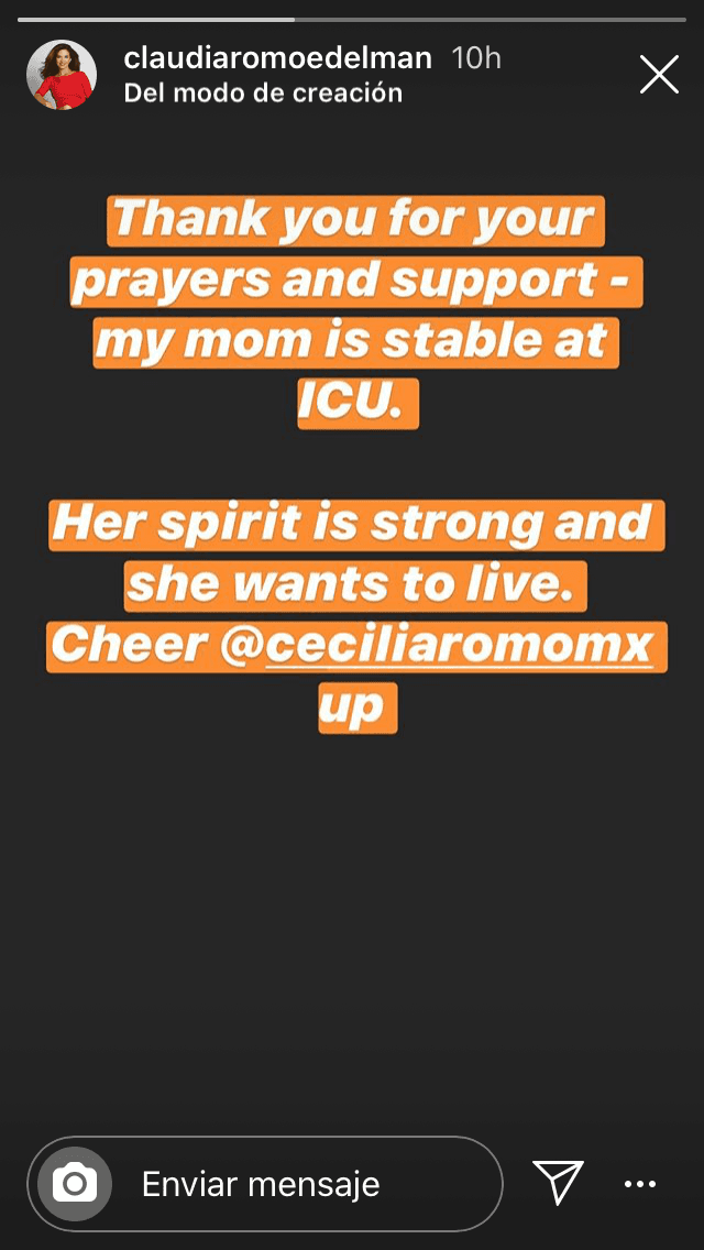 "
<b>Mi mamá está estable</b> en la UCI (Unidad de Cuidados Intensivos)", escribió.