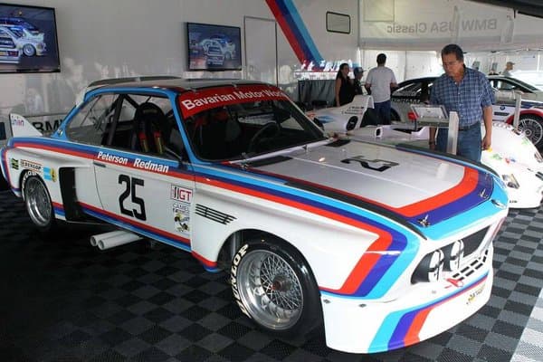 Este año, los organizadores trajeron una exhibición de autos de carrera de la marca BMW.