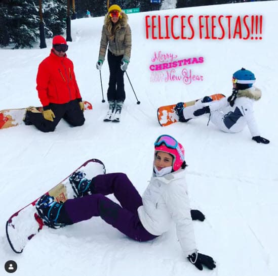 Los actores se fueron a esquiar a Vail, Colorado, en compañía de sus hijas.