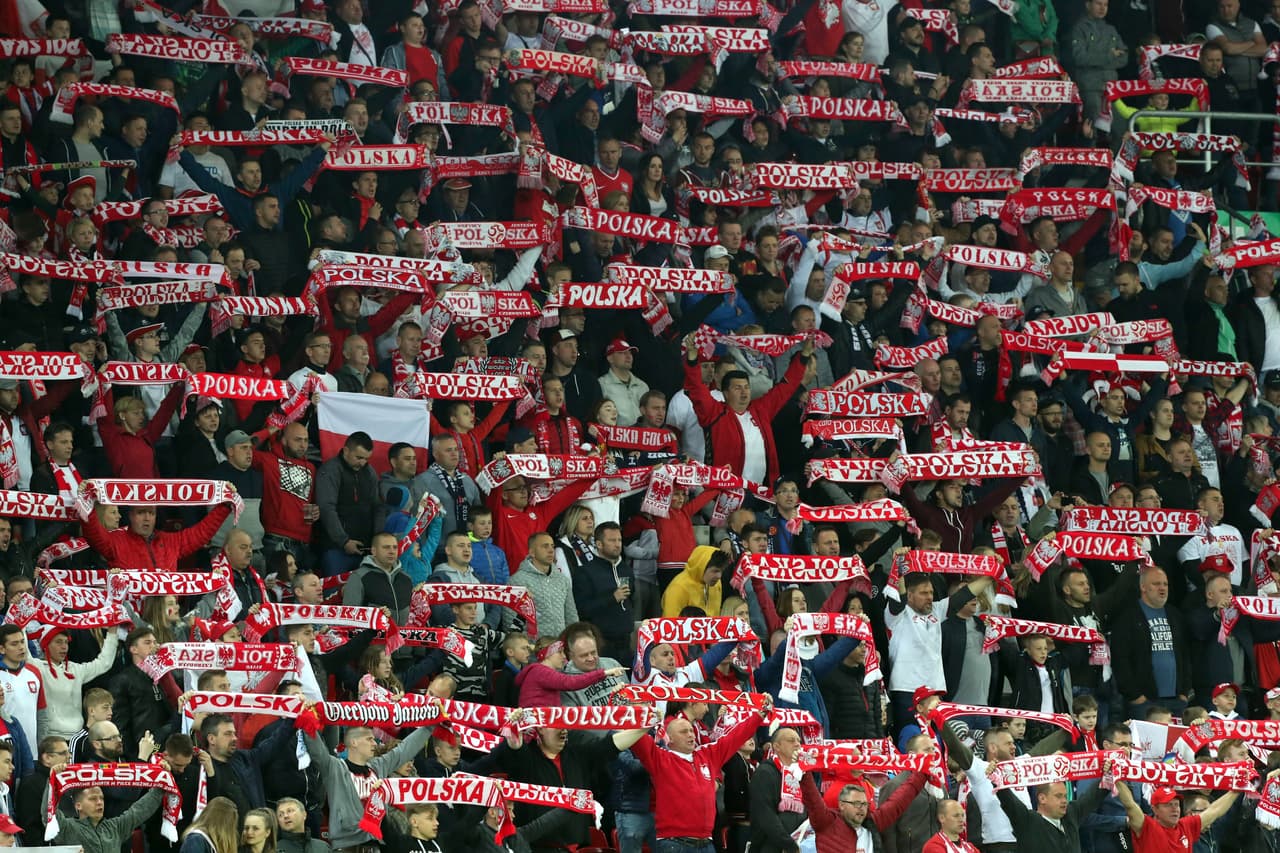 El equipo consentido, el escuadrón local, Polonia con un enorme respaldo por parte de sus aficionados en la sede de Lodz y en cotejo del Grupo A, se enfretaba a Senegal.