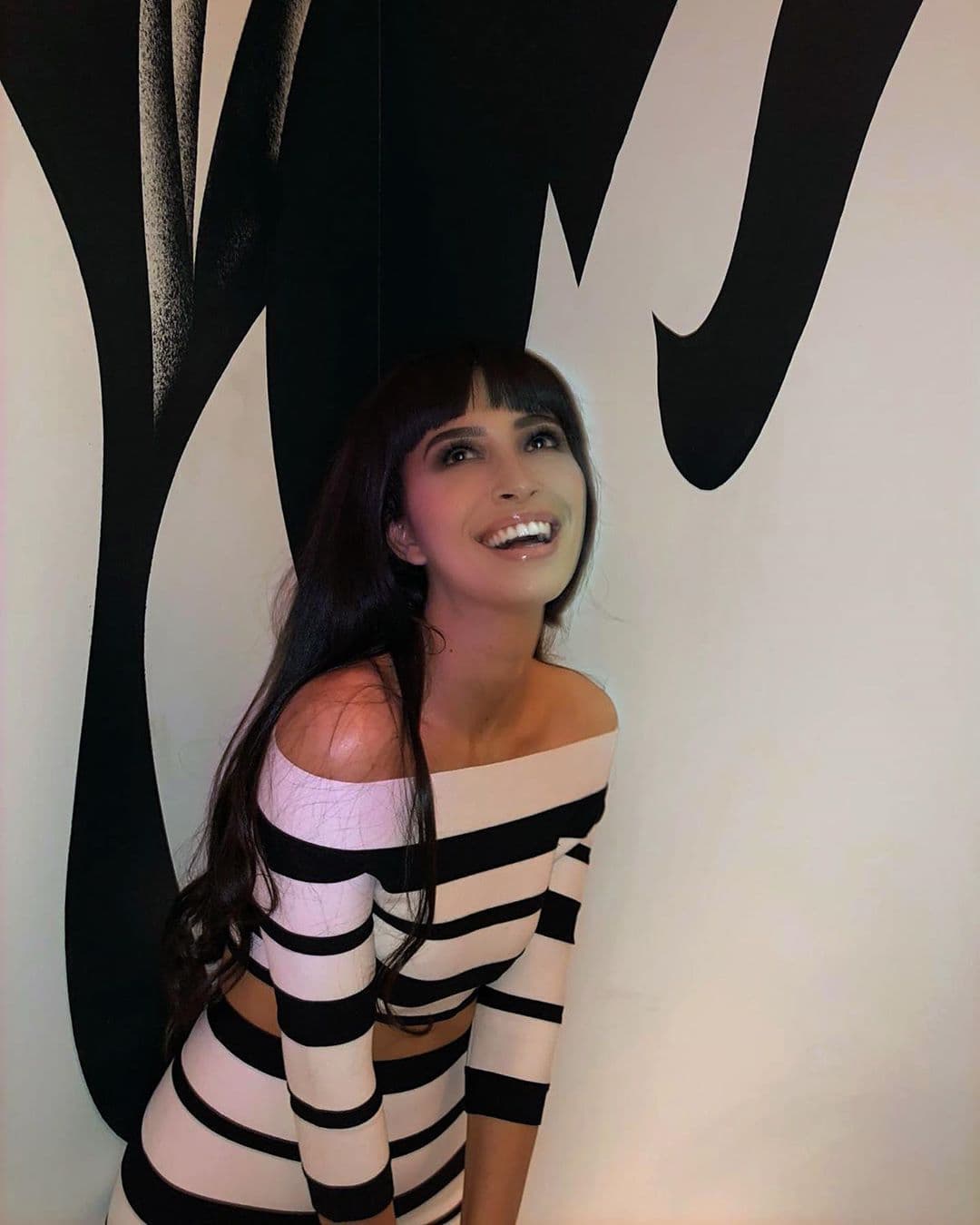 Esta es la nueva apuesta de Netflix en cuanto a series biográficas y desde su lanzamiento, ha reunido buenos comentarios.