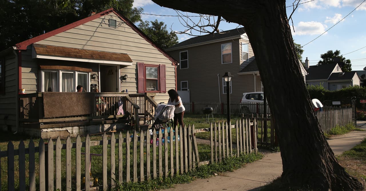 A la mayoría de los estadounidenses les preocupa perder sus viviendas