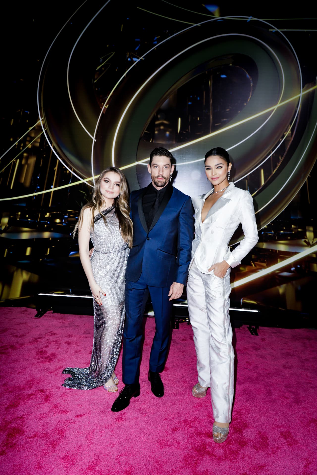 No cabe duda que Sofía, Adrián y Kiara disfrutaron de una buena velada musical mientras llega la gala en el que conoceremos al campeón de Mira Quién Baila All Star. No te pierdas el programa de la final, la cita es el próximo domingo a las 8P/7C por Univision.