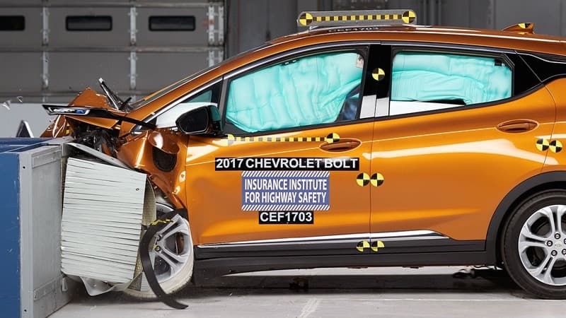 El nuevo auto eléctrico de Chevrolet superó con honores pruebas de choque a las que fue sometido