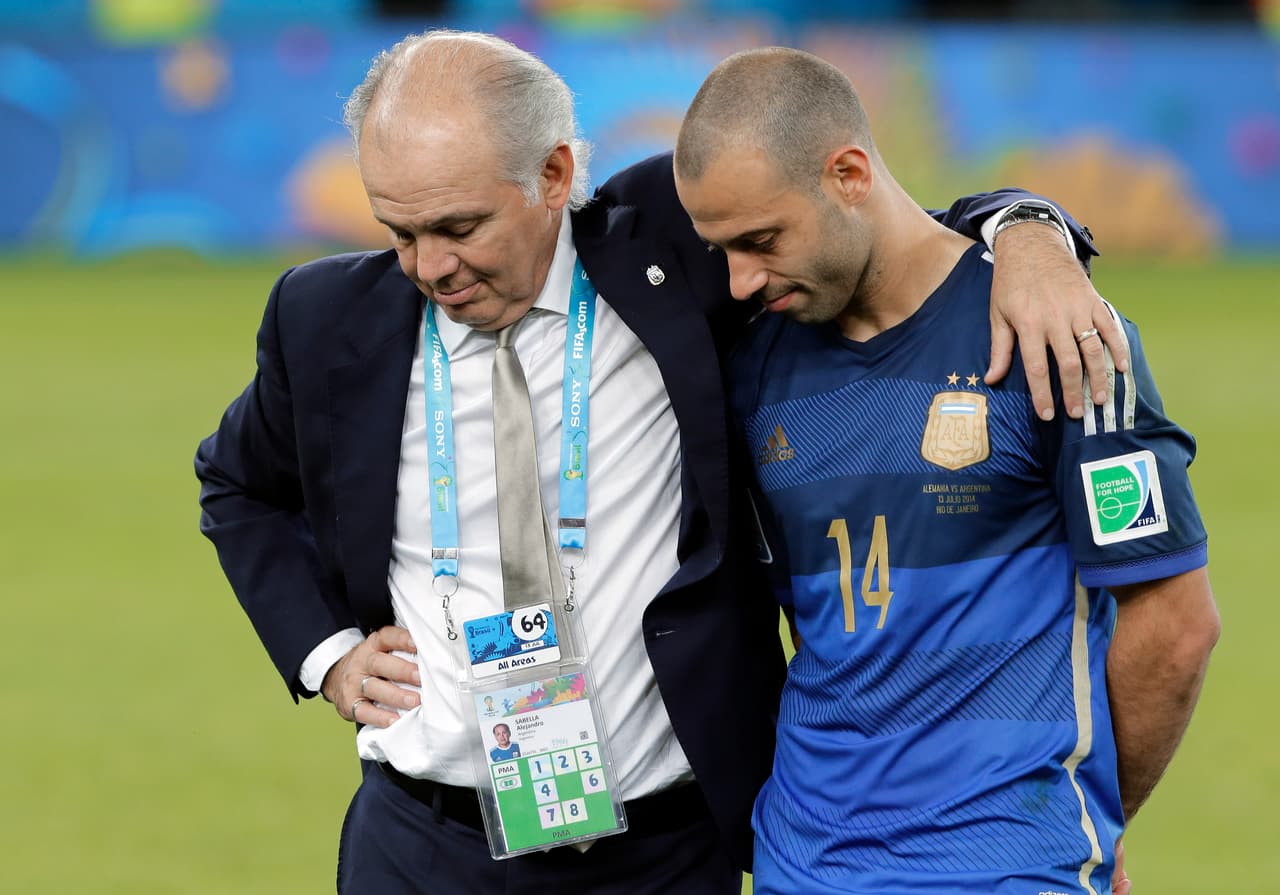 En el mundial de 2014, Argentina tiene una gran actuación, pero terminan perdiendo la final del mundial en tiempos extras frente al Alemania.
<br>