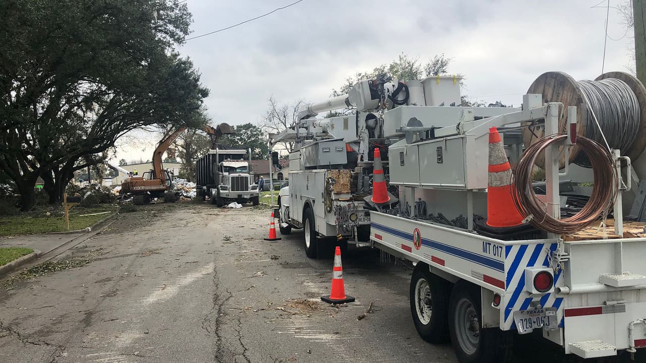 Todavía hay un sexto posible tornado que no ha sido confirmado por el
<a href="https://twitter.com/NWSHouston/status/1480324094281371650" target="_blank">Servicio Nacional de Meteorología</a> en el condado Liberty.
