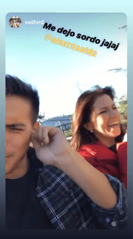 Sin embargo, Vadhir fue víctima de los gritos de Alessandra durante el juego. El momento fue publicado por ambos en 'Instagram Stories', junto al texto "Me dejó sordo....".